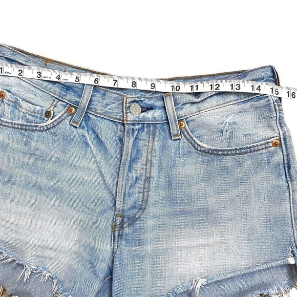 LEVI'S 501 Original Cut Off Denim Shorts - Picture 10 of 13